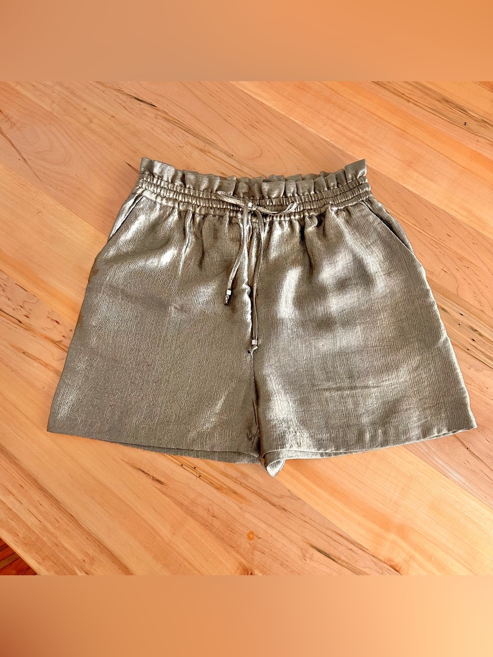 ZARA satin shorts S